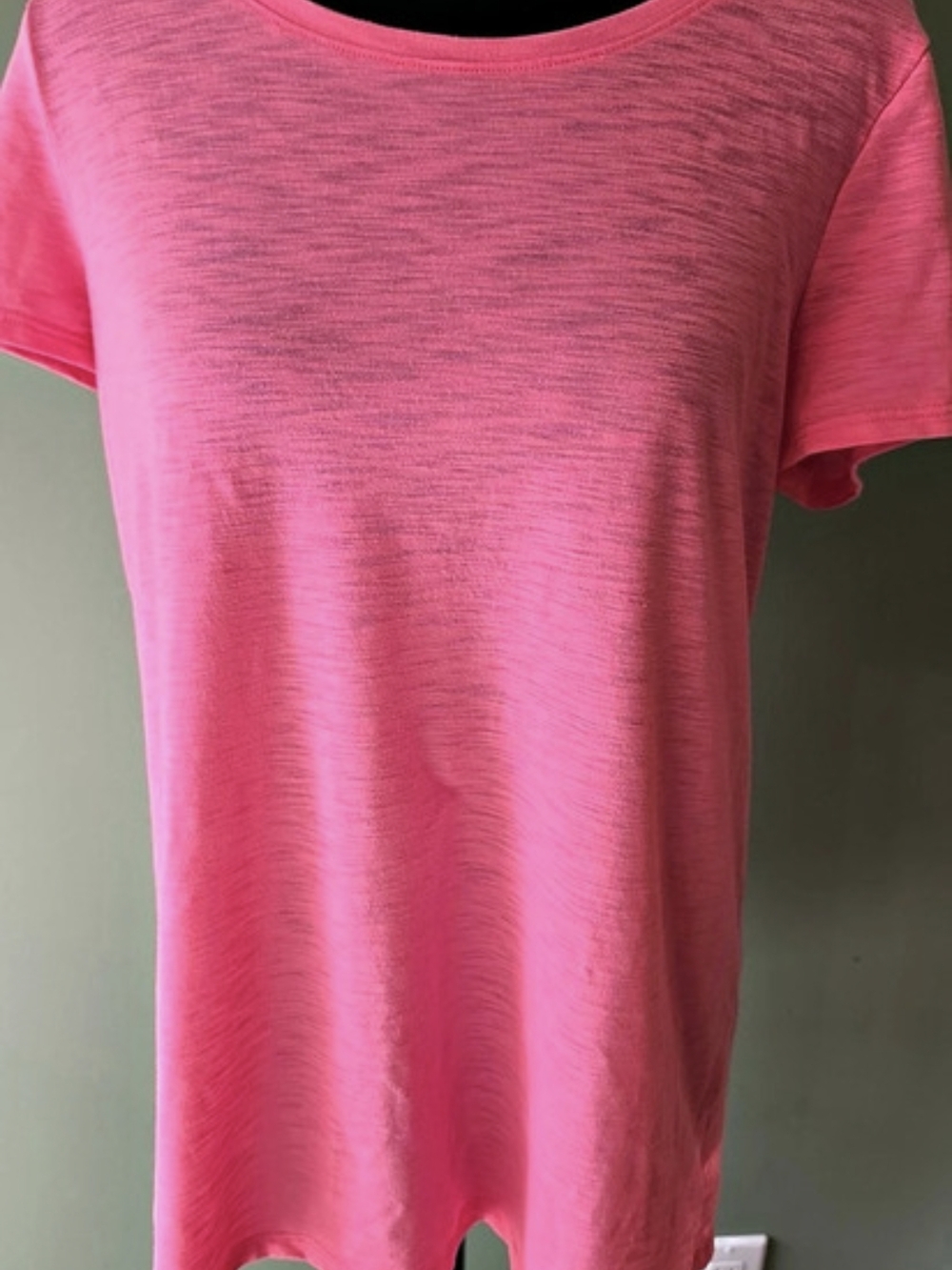 Lilly Pulitzer Short Sleeve Tee in Pink Size Medium